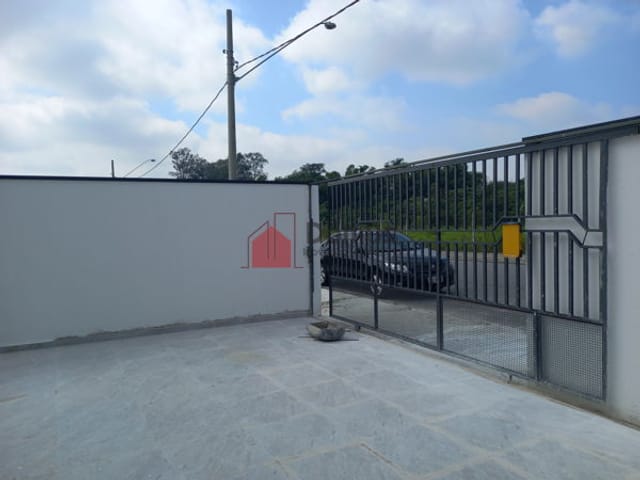Casa com 175m², à venda, no bairro Res. Santa Clara em Pindamonhangaba