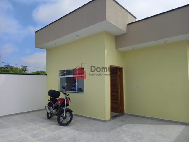 Casa com 175m², à venda, no bairro Res. Santa Clara em Pindamonhangaba