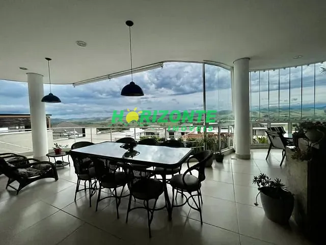 Casa com 466m² 4 quartos e 6 banheiros, à venda, no bairro urbanova em São José dos Campos