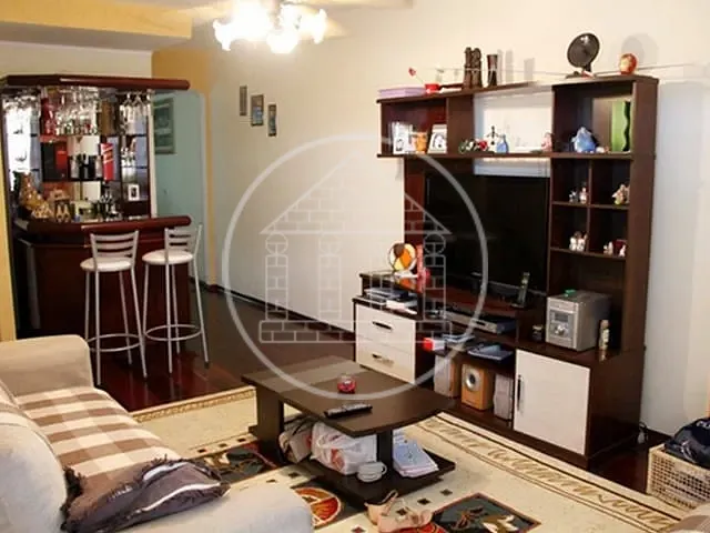 Casa com 200m² 3 quartos e 3 banheiros, à venda, no bairro Jardim Aparecida em São Paulo