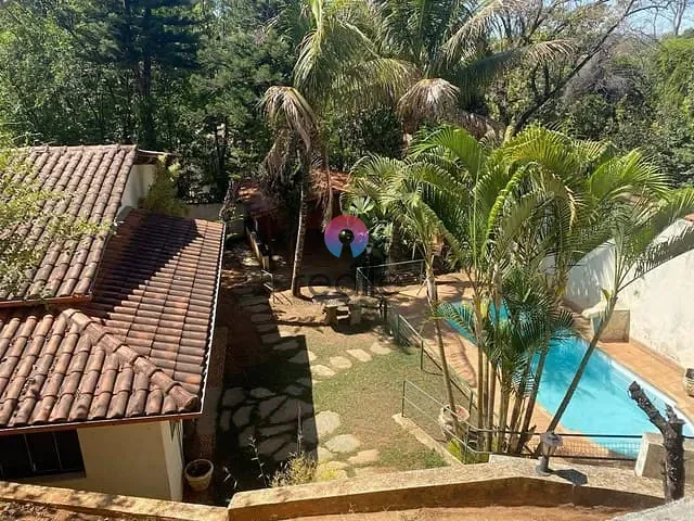 Casa com 1000m² 7 quartos e 8 banheiros, à venda, no bairro Braúnas em Belo Horizonte