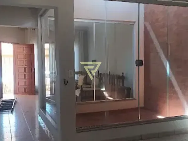 Casa com 250m² 3 quartos e 3 banheiros, à venda, no bairro Parque das Figueiras em Ribeirão Preto