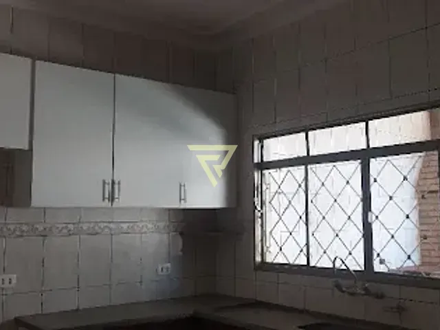 Casa com 250m² 3 quartos e 3 banheiros, à venda, no bairro Parque das Figueiras em Ribeirão Preto