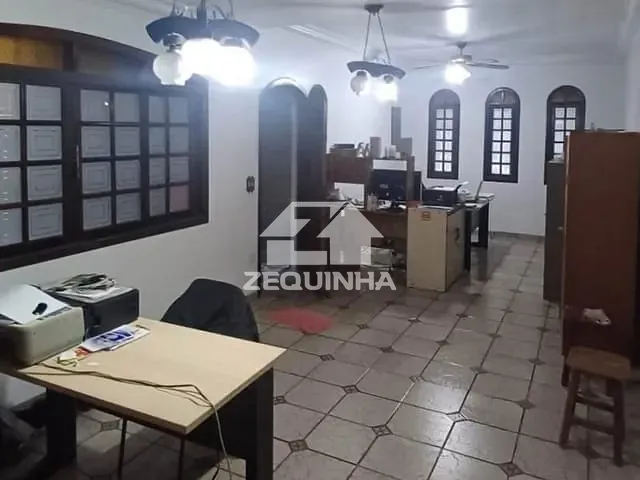 Casa com 148m² 3 quartos e 1 banheiro, à venda, no bairro Vila Campesina em Osasco