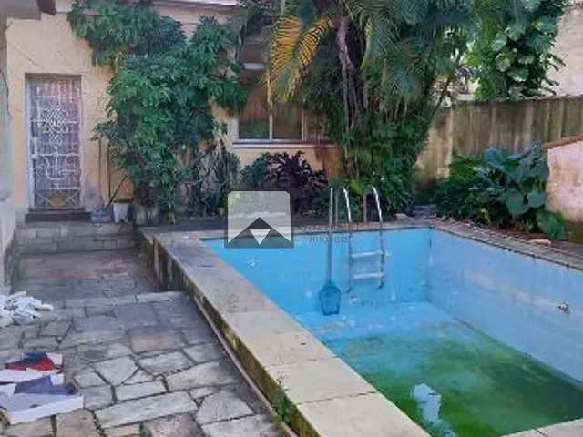 Casa com 480m² 3 quartos e 3 banheiros, à venda, no bairro Santa Rosa em Niterói