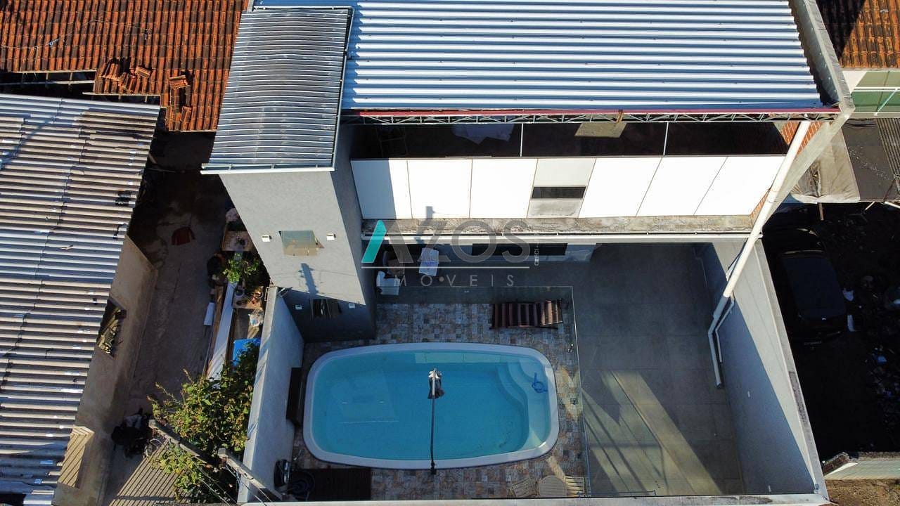 Casa à venda com 2 quartos, 150m² - Foto 30