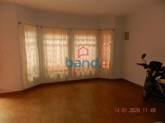 Casa com 300m² 3 quartos e 3 banheiros, à venda, no bairro Vila Progresso em Porto Feliz