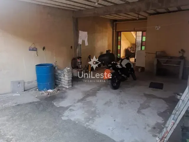 Casa 4 quartos e 4 banheiros, à venda, no bairro Jardim Vitória em Belo Horizonte