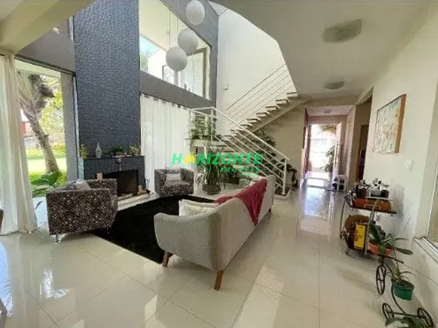 Casa com 1019m² 5 quartos e 2 banheiros, à venda, no bairro Parque Mirante Do Vale em Jacareí