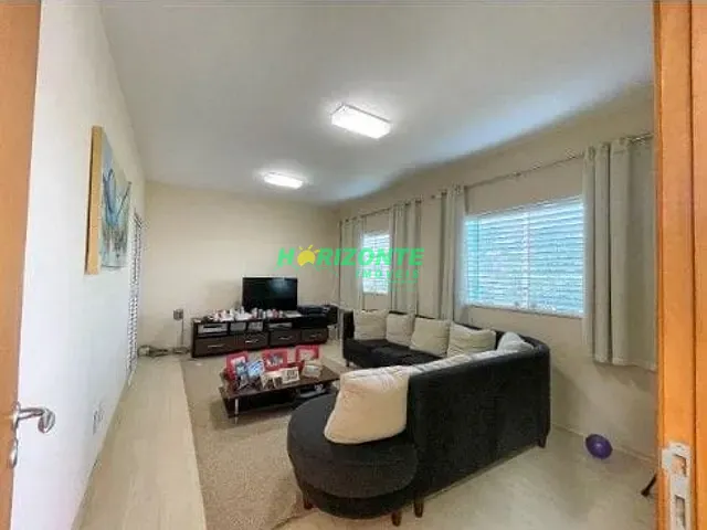 Casa com 1019m² 5 quartos e 2 banheiros, à venda, no bairro Parque Mirante Do Vale em Jacareí