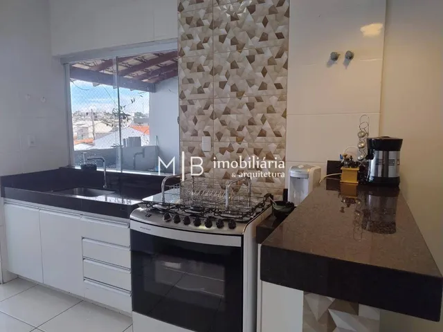 Casa com 200m² 2 quartos e 2 banheiros, à venda, no bairro Jardim Campestre III em Lavras
