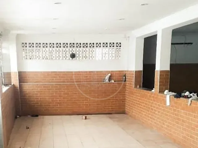 Casa com 320m², à venda, no bairro Socorro em São Paulo