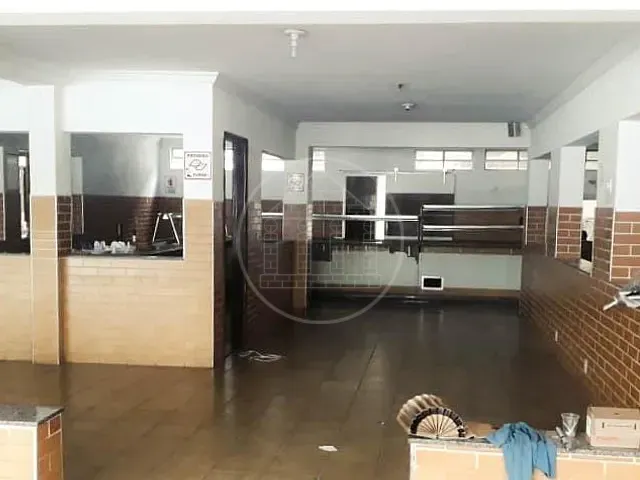 Casa com 320m², à venda, no bairro Socorro em São Paulo