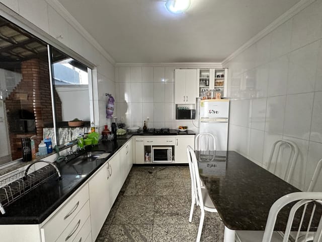 Casa com 150m² 3 quartos e 3 banheiros, à venda, no bairro Manacás em Belo Horizonte