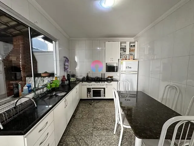 Casa com 150m² 3 quartos e 3 banheiros, à venda, no bairro Manacás em Belo Horizonte