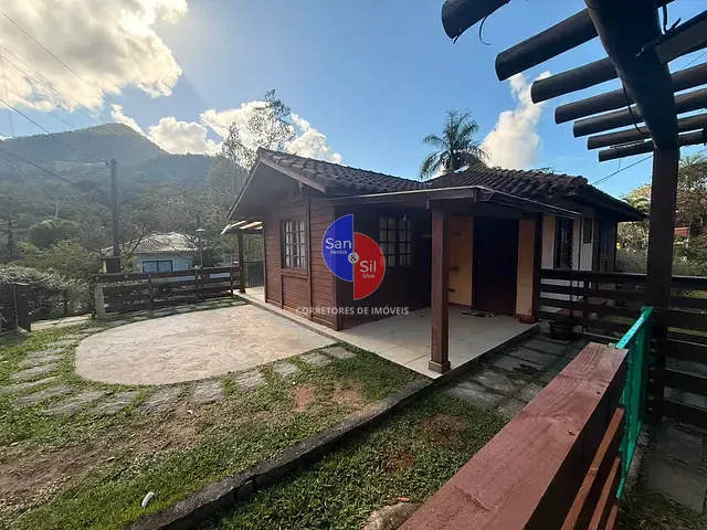 Casa 2 quartos e 2 banheiros, para alugar, no bairro Limoeiro em Guapimirim
