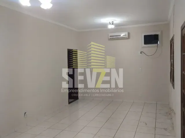 Casa com 450m² 4 quartos e 4 banheiros, à venda, no bairro Residencial Village Campo Novo em Bauru