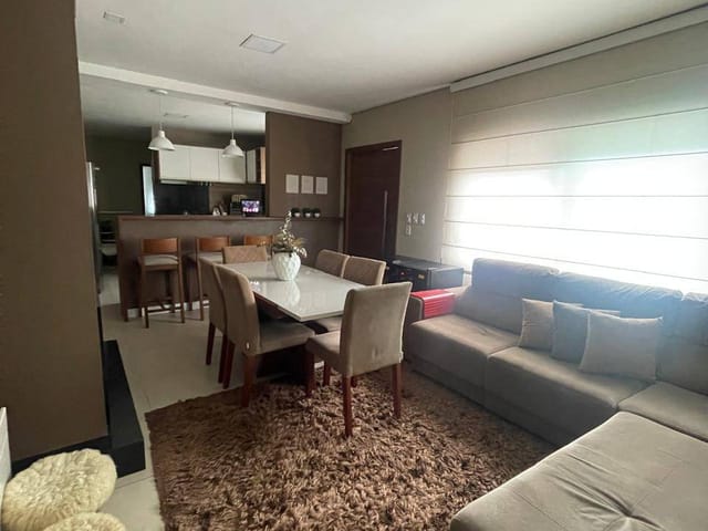 Casa com 410m² 3 quartos e 1 banheiro, à venda, no bairro Fragata em Pelotas