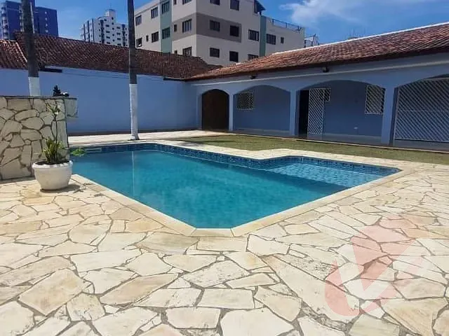 Casa com 316m² 2 quartos e 1 banheiro, à venda, no bairro Caiçara em Praia Grande