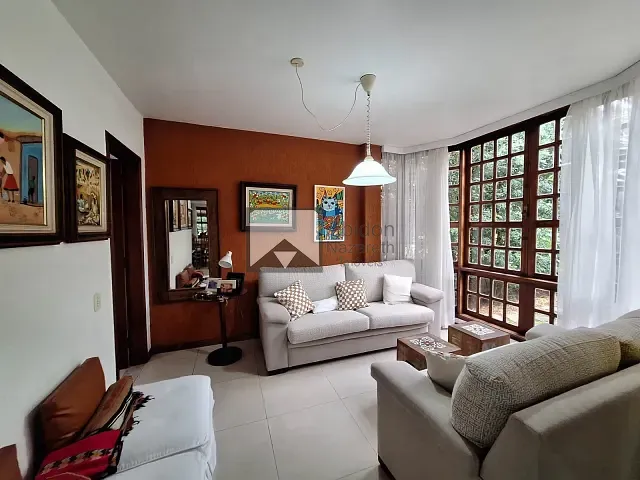 Casa 4 quartos e 7 banheiros, à venda, no bairro Mata Paca em Niterói