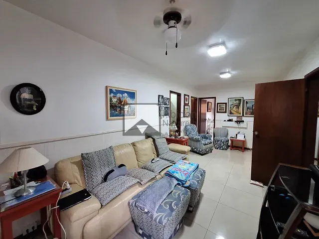 Casa 4 quartos e 7 banheiros, à venda, no bairro Mata Paca em Niterói