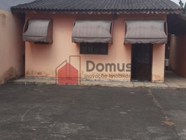 Casa à venda, no bairro Parque das Palmeiras em Pindamonhangaba