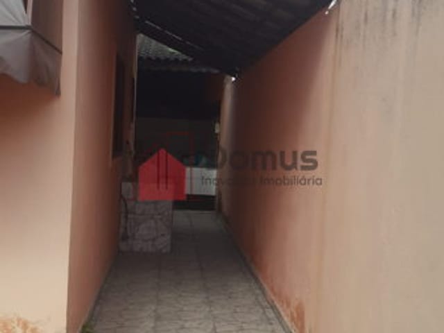 Casa à venda, no bairro Parque das Palmeiras em Pindamonhangaba