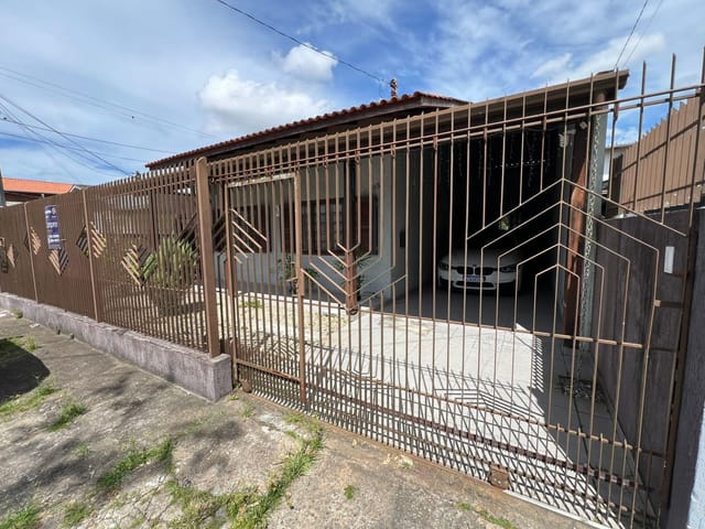 Casa 4 quartos e 3 banheiros, à venda, no bairro Cordeiros em Itajaí