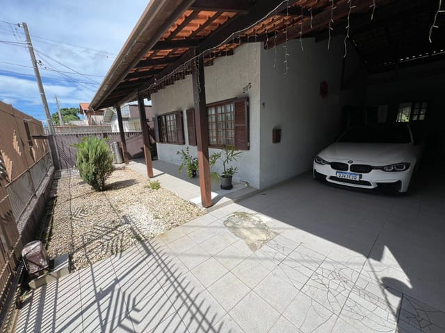 Casa 4 quartos e 3 banheiros, à venda, no bairro Cordeiros em Itajaí