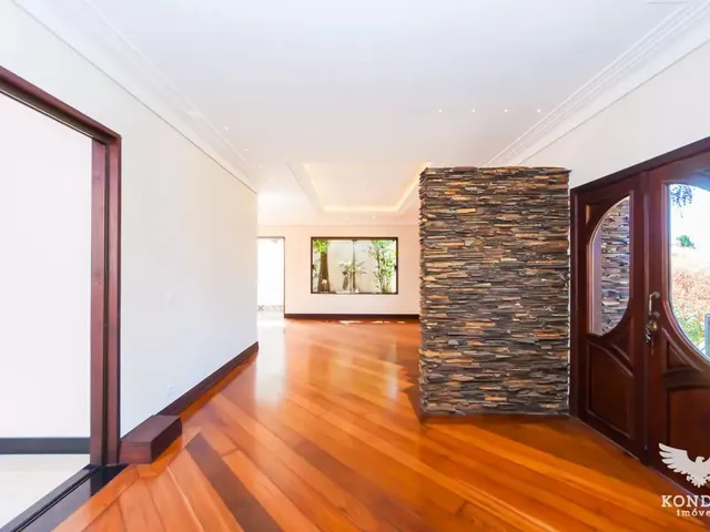 Casa com 450m² 5 quartos e 5 banheiros, para alugar, no bairro Butiatuvinha em Curitiba