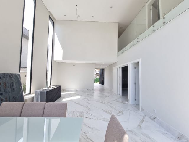Casa com 450m² 4 quartos e 7 banheiros, para alugar, no bairro Alphaville em Santana de Parnaíba