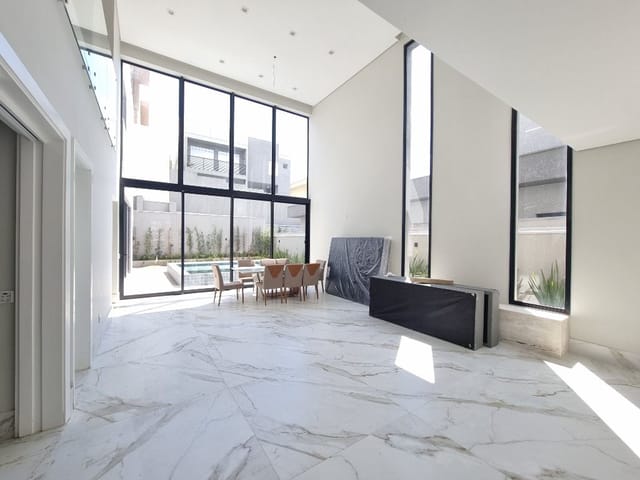 Casa com 450m² 4 quartos e 7 banheiros, para alugar, no bairro Alphaville em Santana de Parnaíba