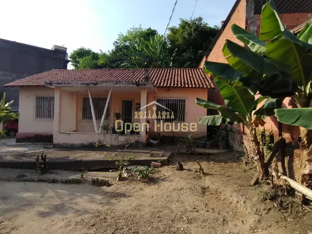 Casa com 557m² 3 quartos e 1 banheiro, à venda, no bairro Duzentos e Quarenta e Nove em Volta Redonda