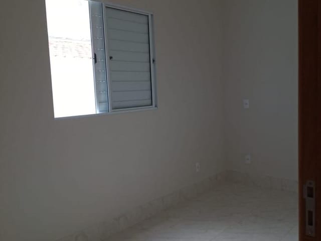 Casa com 64m² 2 quartos e 2 banheiros, à venda, no bairro Residencial Estoril em Taubaté
