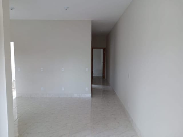 Casa com 64m² 2 quartos e 2 banheiros, à venda, no bairro Residencial Estoril em Taubaté