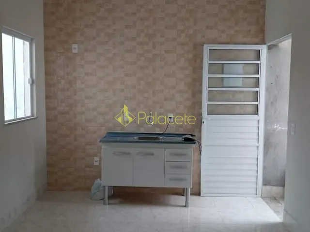 Casa com 64m² 2 quartos e 2 banheiros, à venda, no bairro Residencial Estoril em Taubaté
