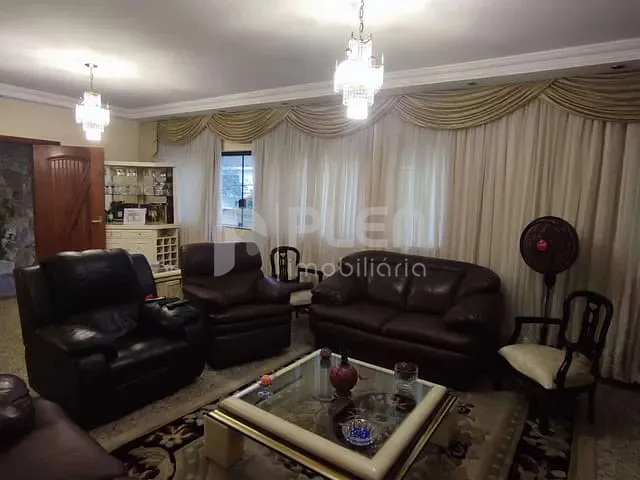 Casa com 300m² 3 quartos e 5 banheiros, à venda, no bairro Barro Branco (Zona Norte) em São Paulo