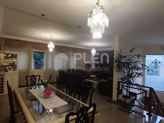 Casa com 300m² 3 quartos e 5 banheiros, à venda, no bairro Barro Branco (Zona Norte) em São Paulo