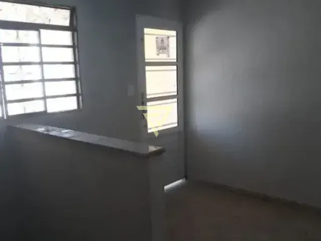 Casa com 125m² 2 quartos e 2 banheiros, à venda, no bairro Parque São Sebastião em Ribeirão Preto