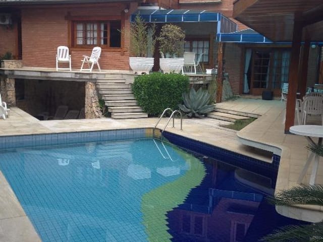 Foto do Casa - Casa à venda 3 Quartos, 1 Suite, 5 Vagas, 680M², Jardim das Colinas, São José dos Campos - SP | RUSSI IMÓVEIS