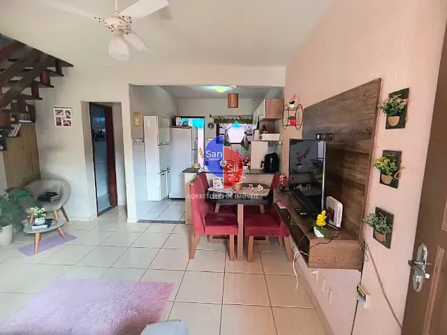 Casa 2 quartos e 2 banheiros, à venda, no bairro Praia do Imperador (Guia de Pacobaíba) em Magé