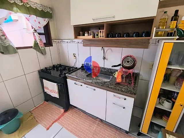 Casa 2 quartos e 2 banheiros, à venda, no bairro Praia do Imperador (Guia de Pacobaíba) em Magé