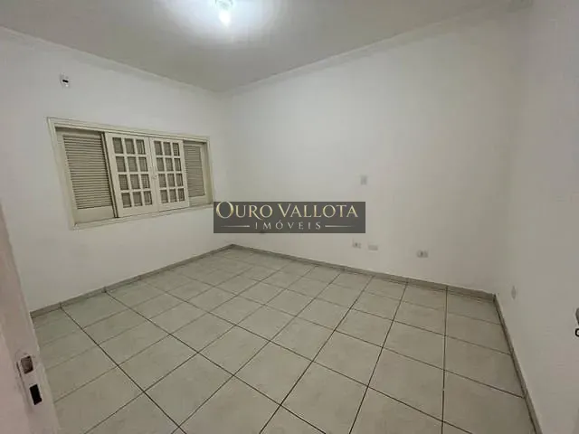 Casa com 300m² 3 quartos e 3 banheiros, para alugar, no bairro Parque da Vila Prudente em São Paulo