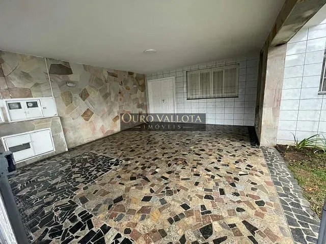 Casa com 300m² 3 quartos e 3 banheiros, para alugar, no bairro Parque da Vila Prudente em São Paulo