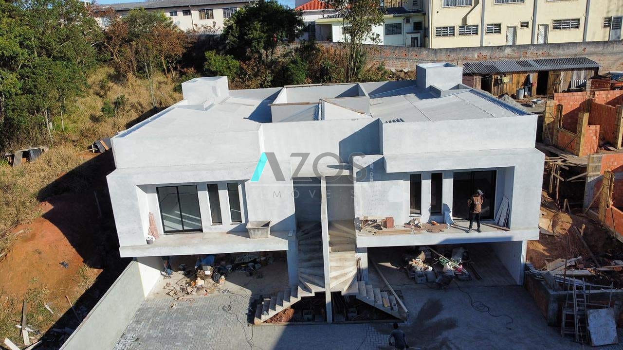 Casa à venda com 3 quartos, 125m² - Foto 2