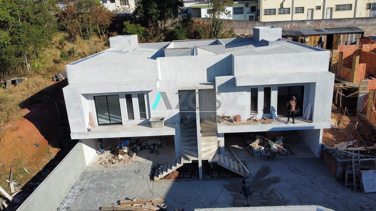 Casa à venda com 3 quartos, 125m² - Foto 1