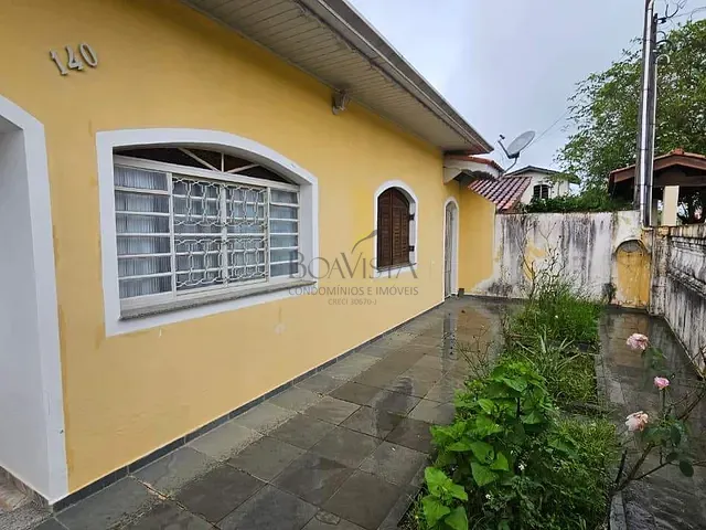 Casa com 600m² 3 quartos e 2 banheiros, à venda, no bairro Alvorada II em Piracaia