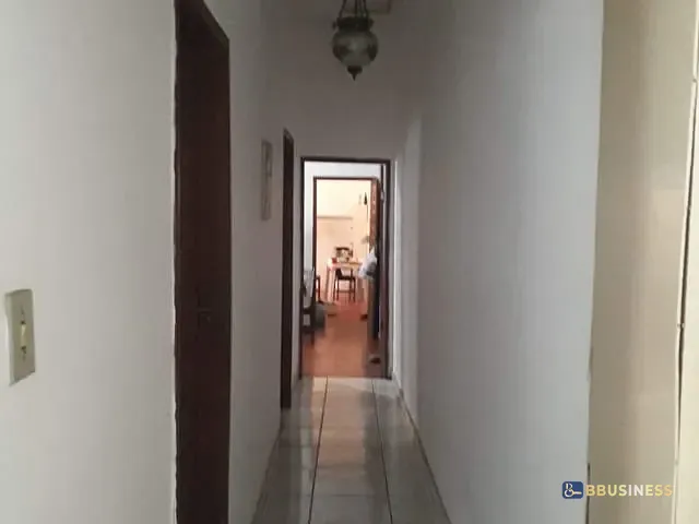 Casa 2 quartos e 3 banheiros, à venda, no bairro Centro em Campos dos Goytacazes