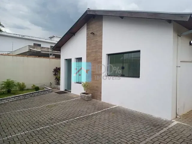 Casa com 300m², para alugar, no bairro Jardim Santa Madalena em São José dos Campos