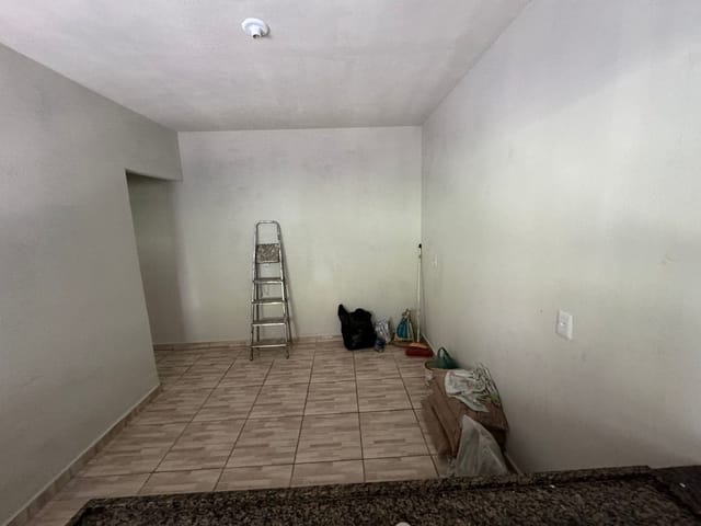 Casa 1 quarto e 1 banheiro, para alugar, no bairro Jardim Novo Maracanã em Campinas